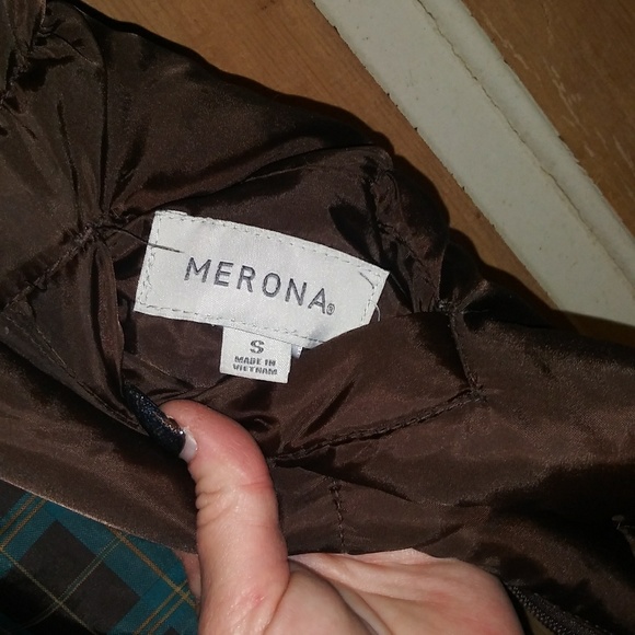 Reversible vest - Picture 3 of 3